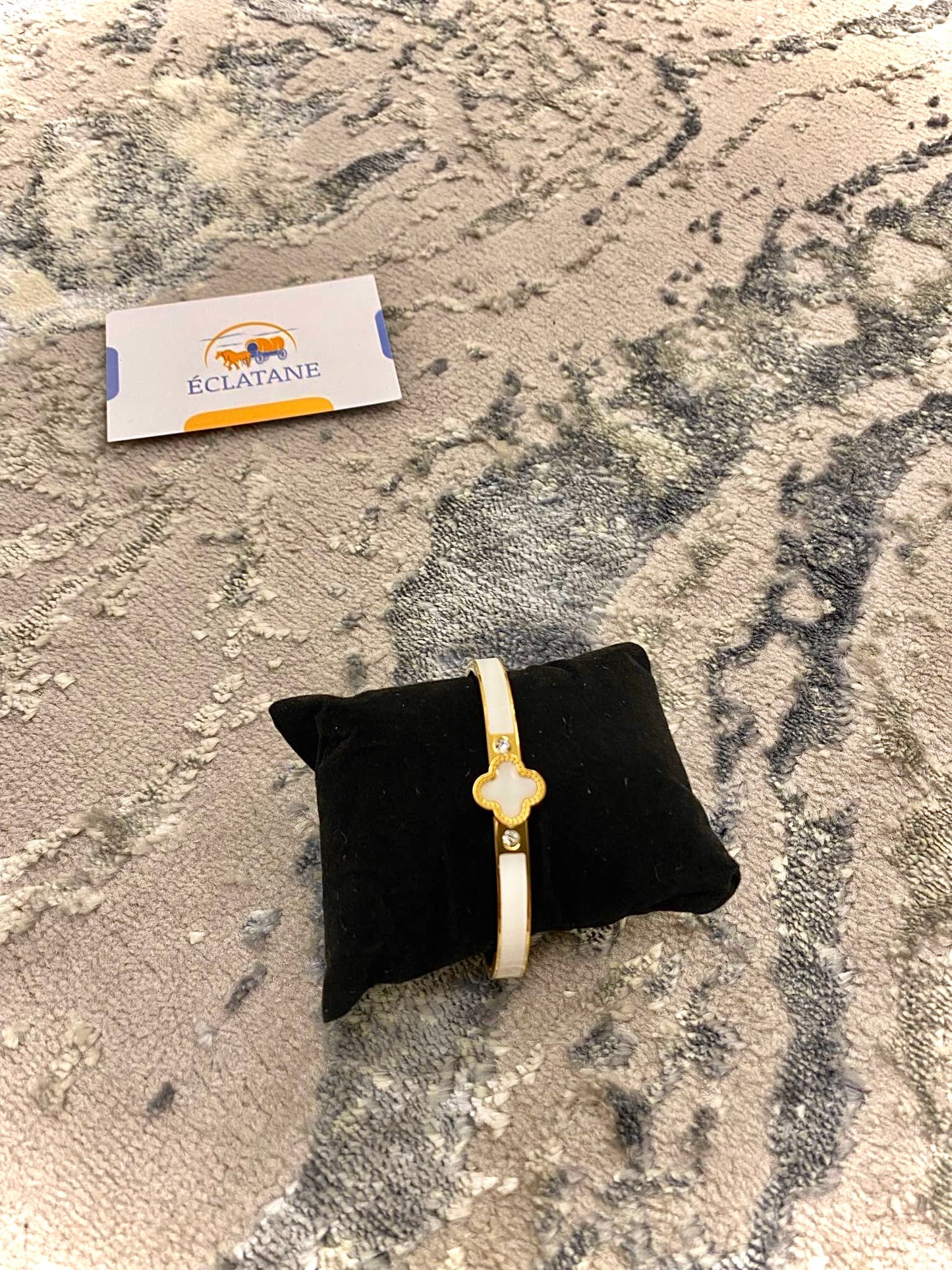 Gold & White Plated | Singular Clover Bracelet