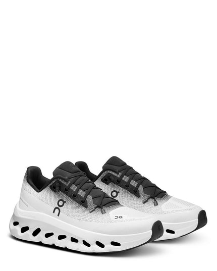 Cloudtilt Black / White Ivory