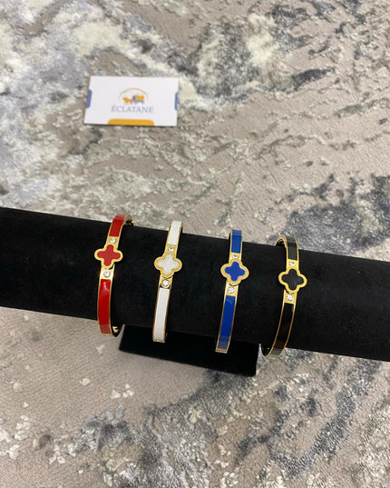 Plated Gold Clasp Clover Bracelet