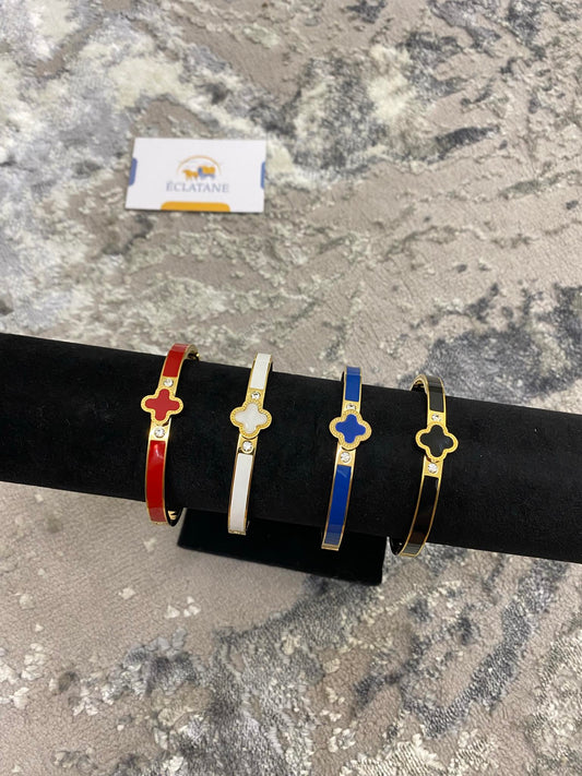 Plated Gold Clasp Clover Bracelet