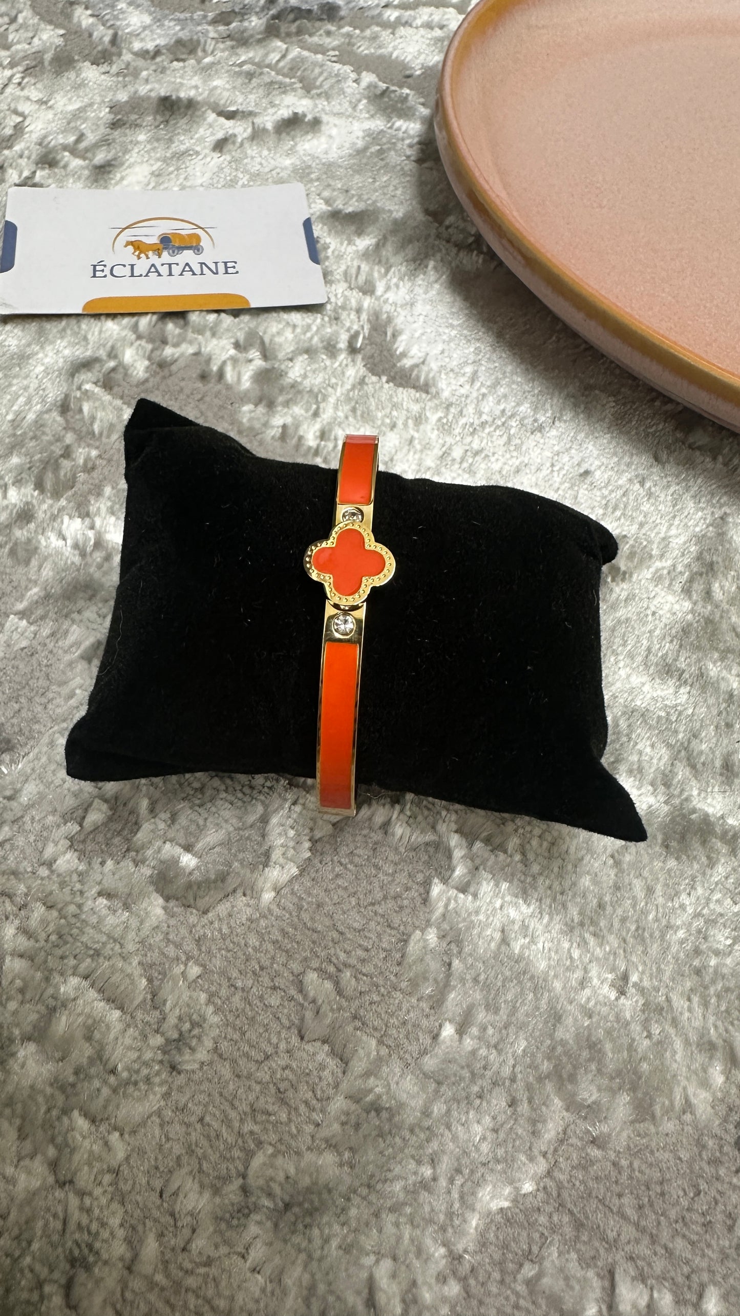 Gold & Red Plated | Singular Clover Clasp Bracelet