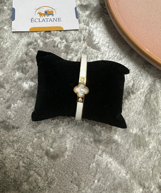 Gold & White Plated | Singular Clover Clasp Bracelet